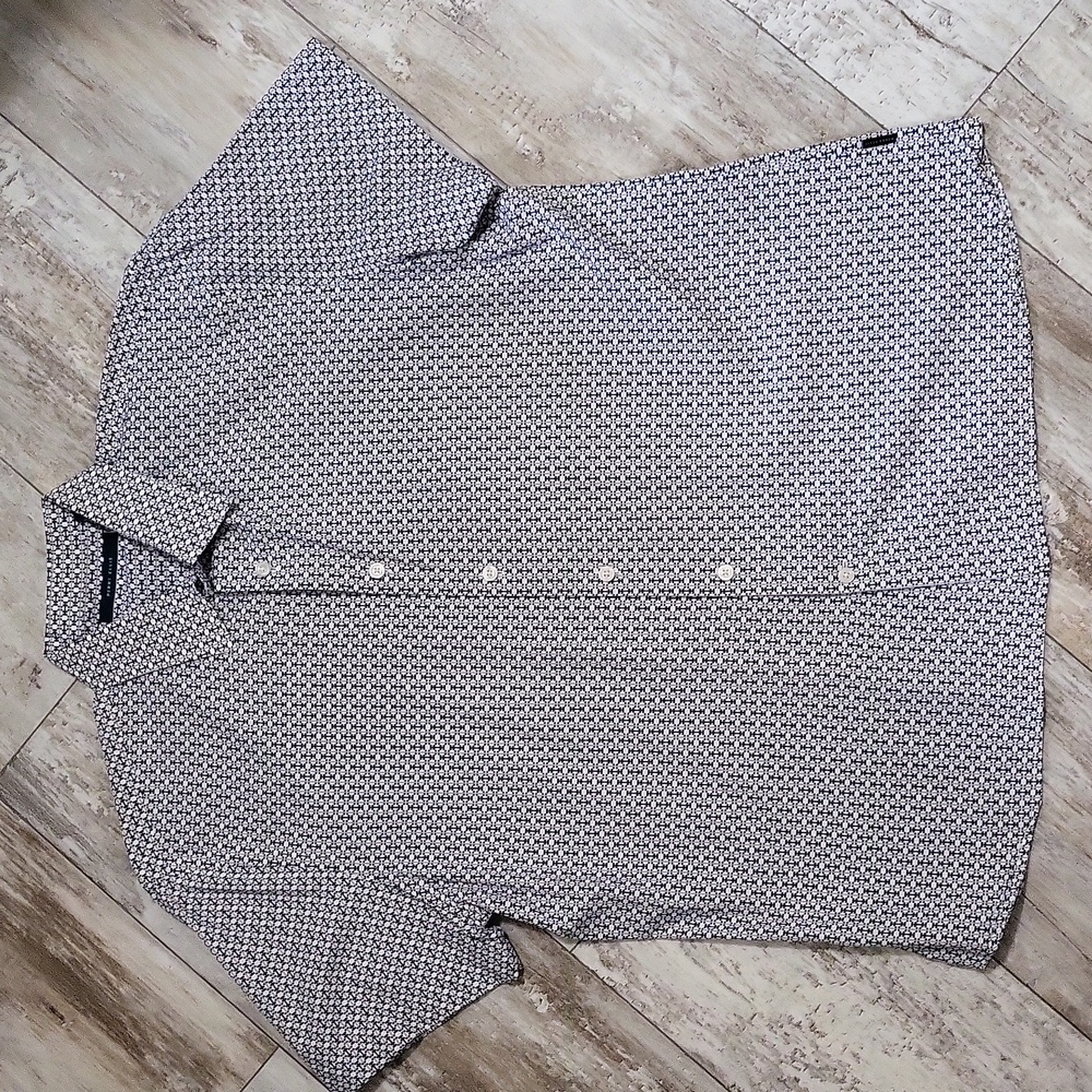 Perry Ellis Casual Button-Down Geometric Pattern Shirt